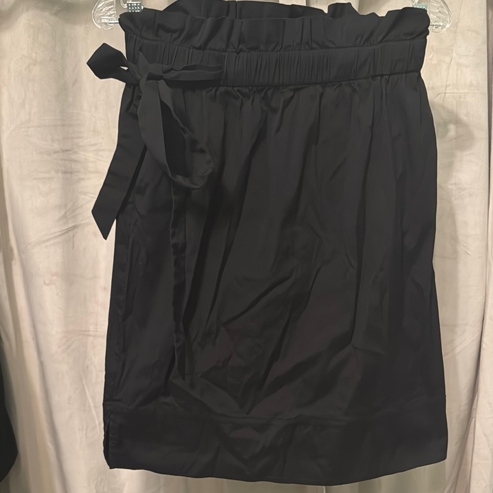 Halogen Black Bubble Skirt with Tie Front and Ruched Details SZ: SP
